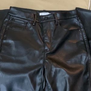Good American faux leather pants. NWOT Size 8